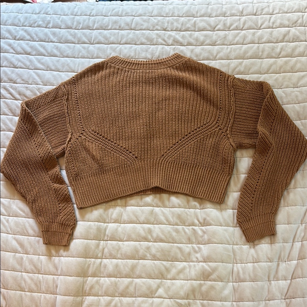 Arizona Jean Company Tan Crew Neck Sweater